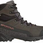 Best hiking boots for backpacking